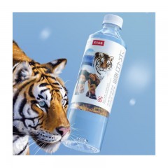 农夫山泉 饮用天然雪山矿泉水 长白雪 535mlX24瓶（图案随机） 整箱装
